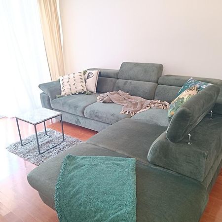 Olive Tree Apartment โปดสตรานา ภายนอก รูปภาพ